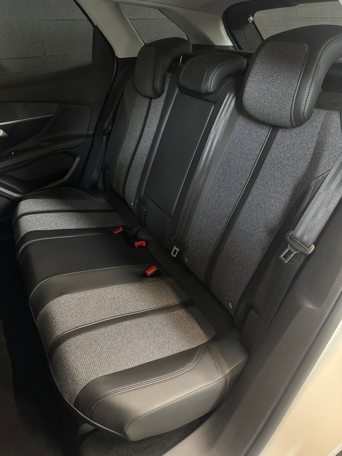 Peugeot 3008 1.5 BLUEHDI 130 BVM6 ALLURE