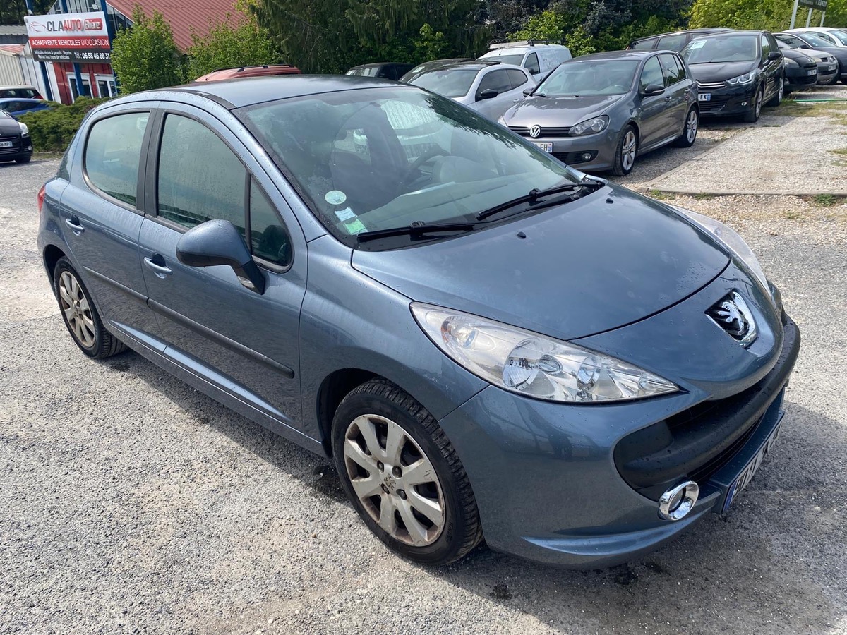 Peugeot 207 1.6 hdi 90cv 1ere main 244055km