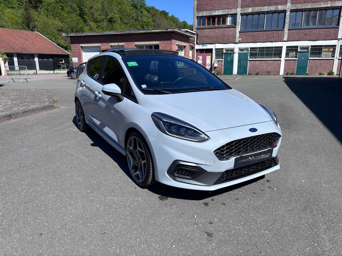Ford Fiesta VI ST 1.5 Ecoboost 200cv - Entretien complet