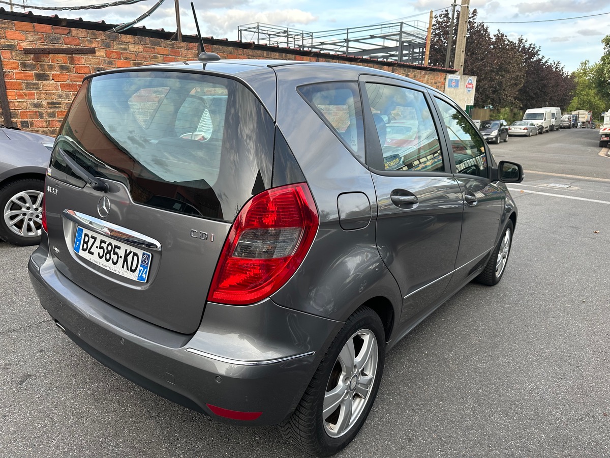Mercedes-Benz Classe A 180 CDI moteur Mercedes 4XCBLuet