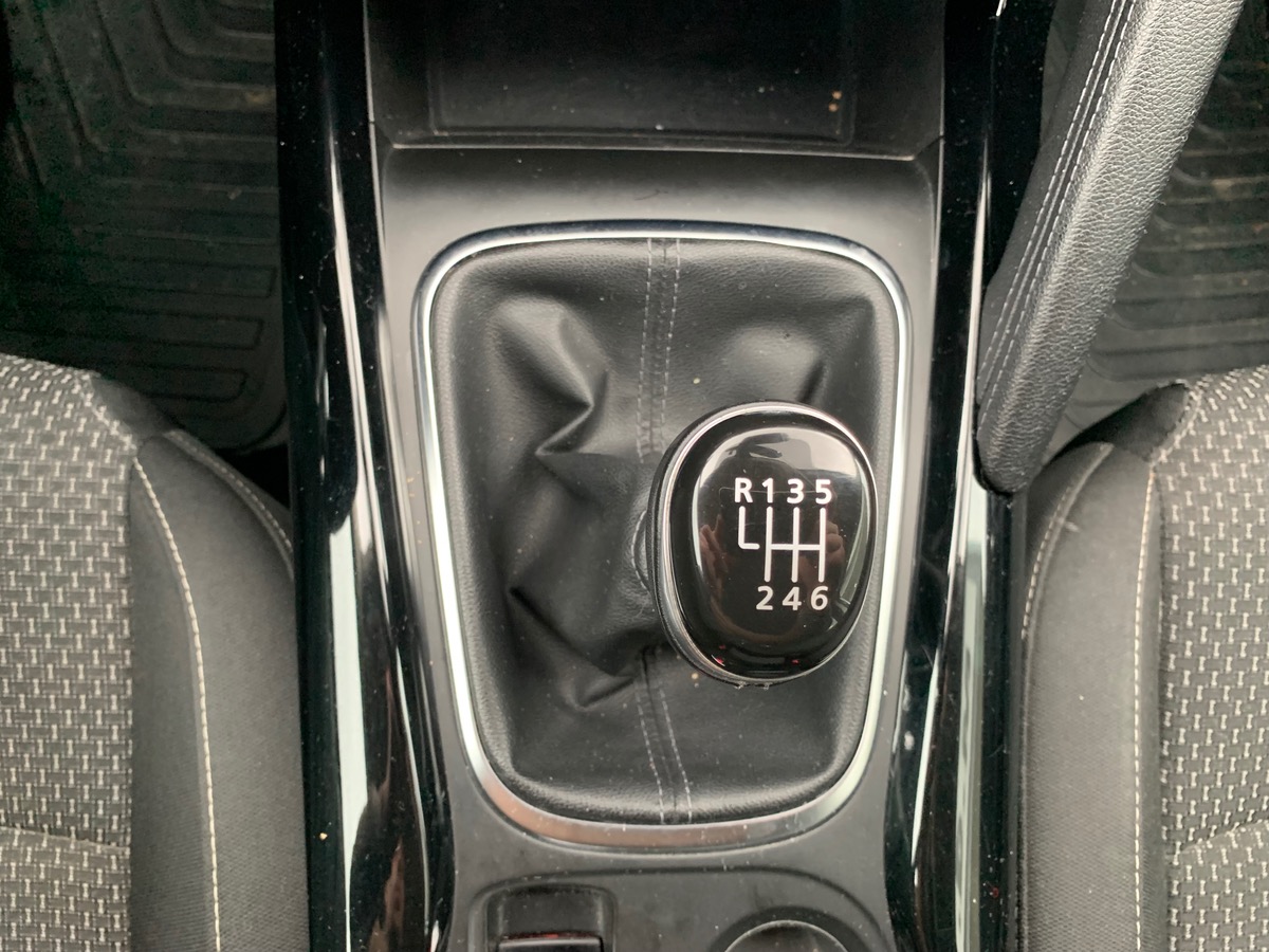 RENAULT Kadjar 110 ch | Business | Crochet d'attelage | Régulateur de vitesse | Radar avant arriére