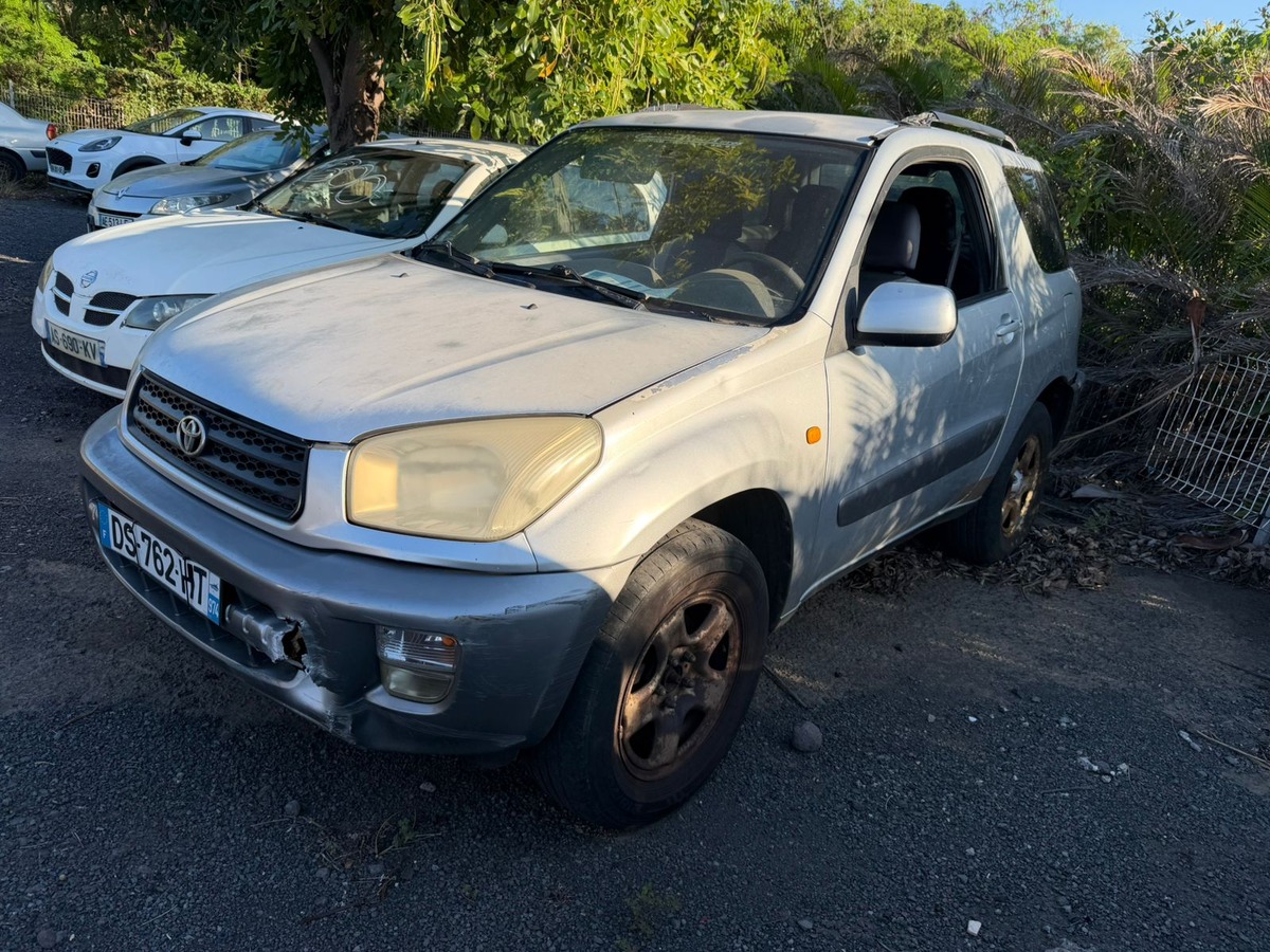Toyota RAV4 1.8 125CH VENDU EN ETAT SPORT AUTO