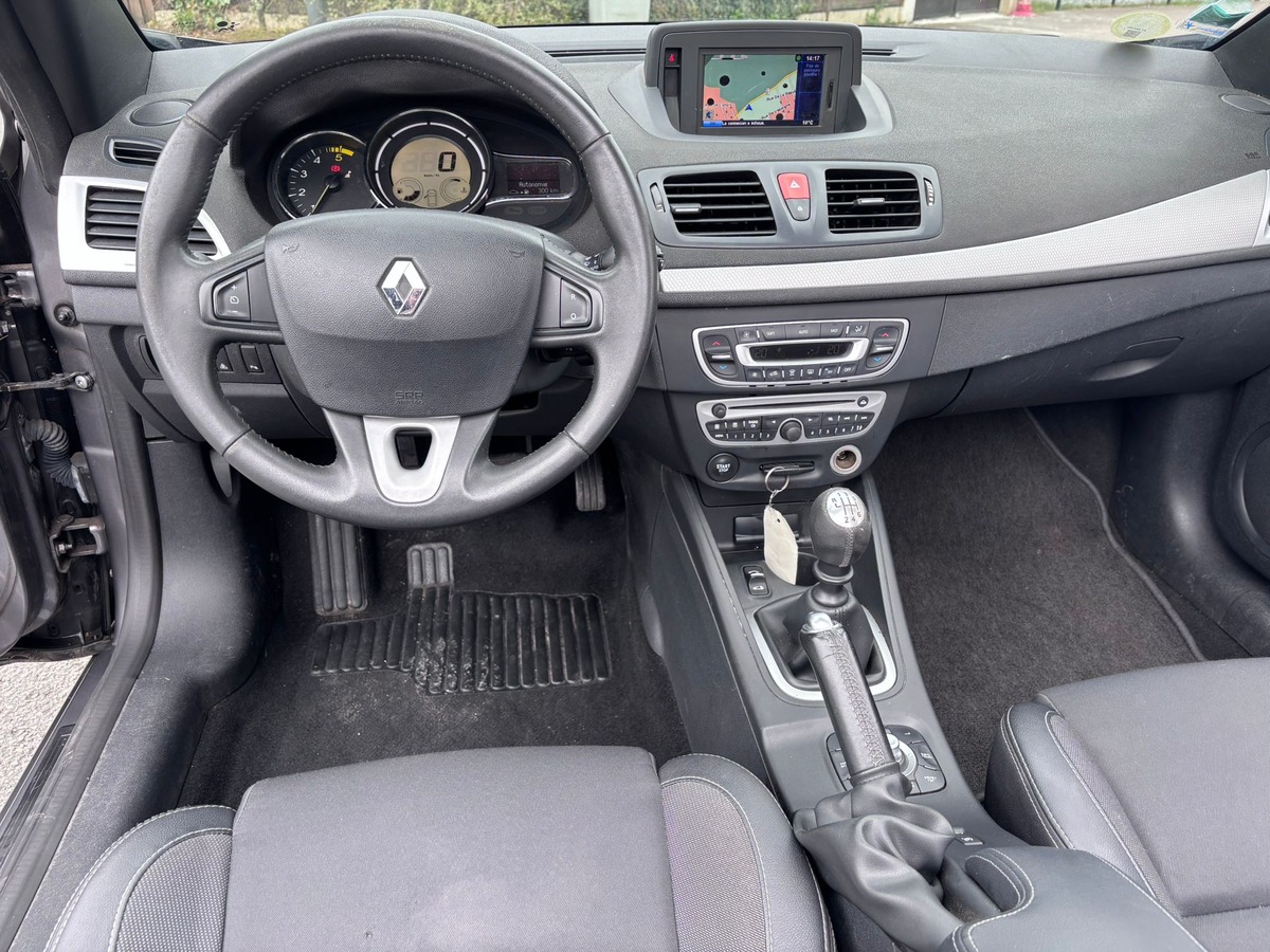 RENAULT Megane III CC 1.5 dCi 110 Dynamique - Révisé - Garantie