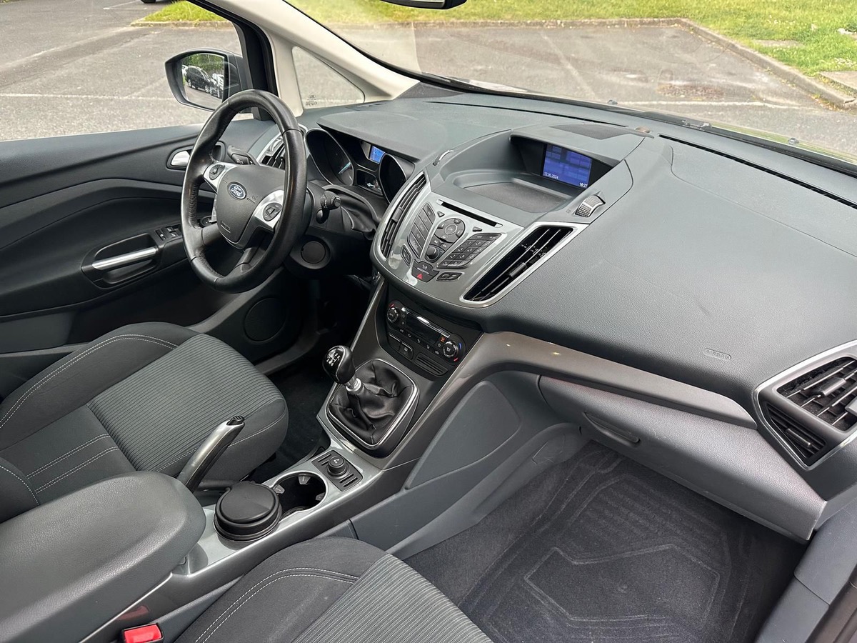 Ford C-max 1.6 TDCI 115 CH titanuims 4XCBlues