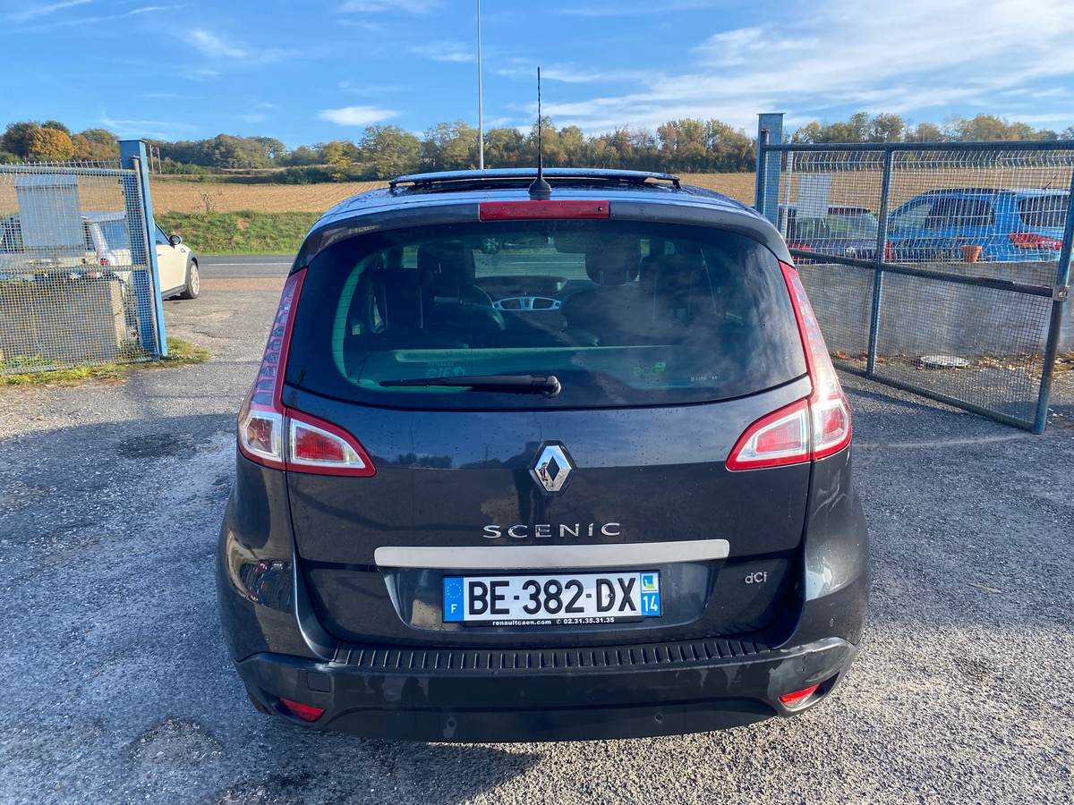 RENAULT Scenic III 1.9 dci 130cv 1ère main