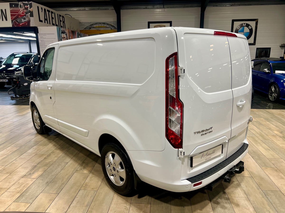 Ford Custom FOURGON L1H1 2.0 TDCI 130 LIMITED BV6