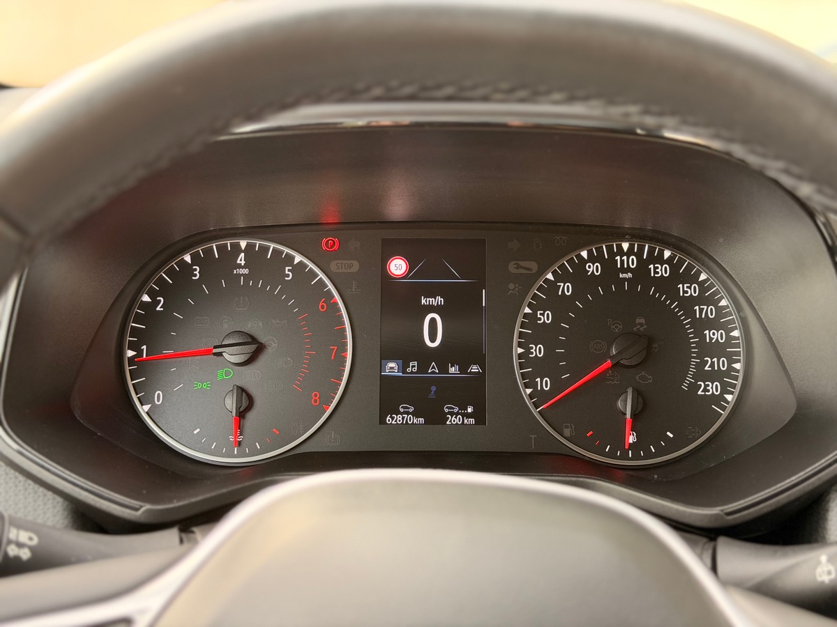 RENAULT Clio 5 V CLIO TCE 90 - 21N BUSINESS