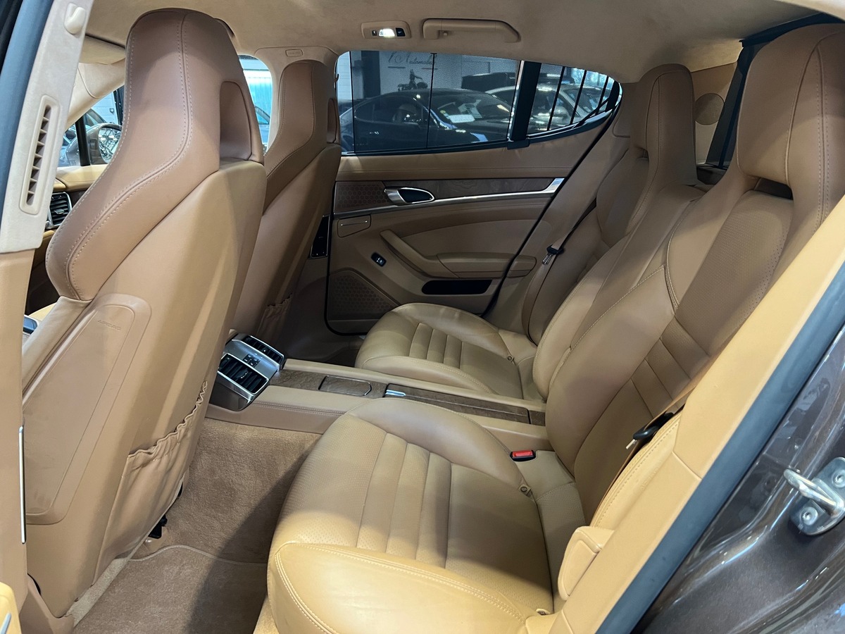 Porsche Panamera (2) GTS 4.8 V8 440 cv PDK (Fr + suivi complet)