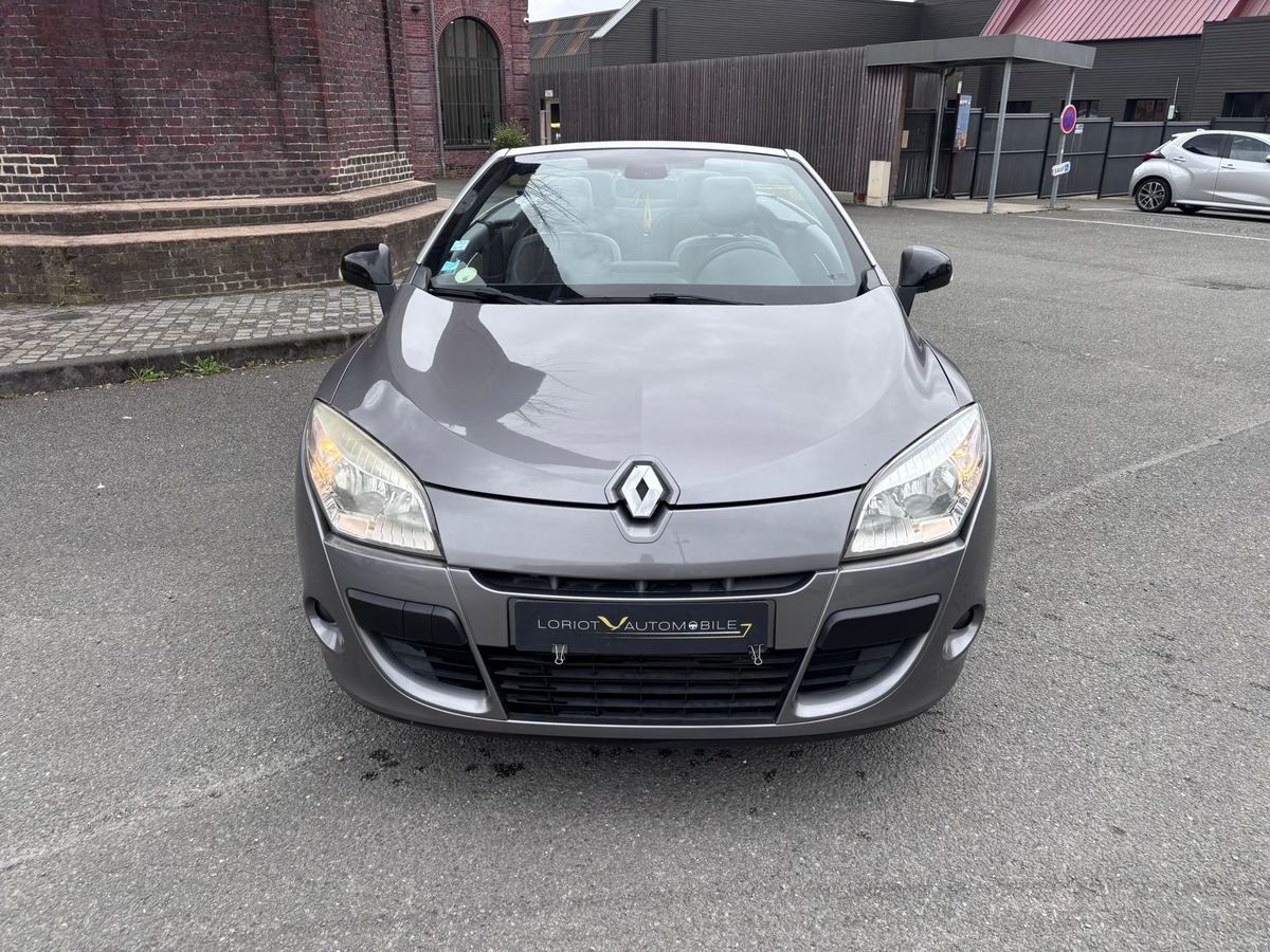 RENAULT Megane III CC 1.5 dCi 110 Dynamique - Révisé - Garantie