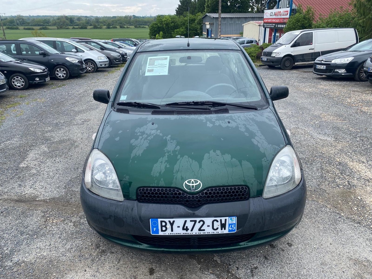 Toyota Yaris 1.0i 70cv petit prix garantie 3 mois 