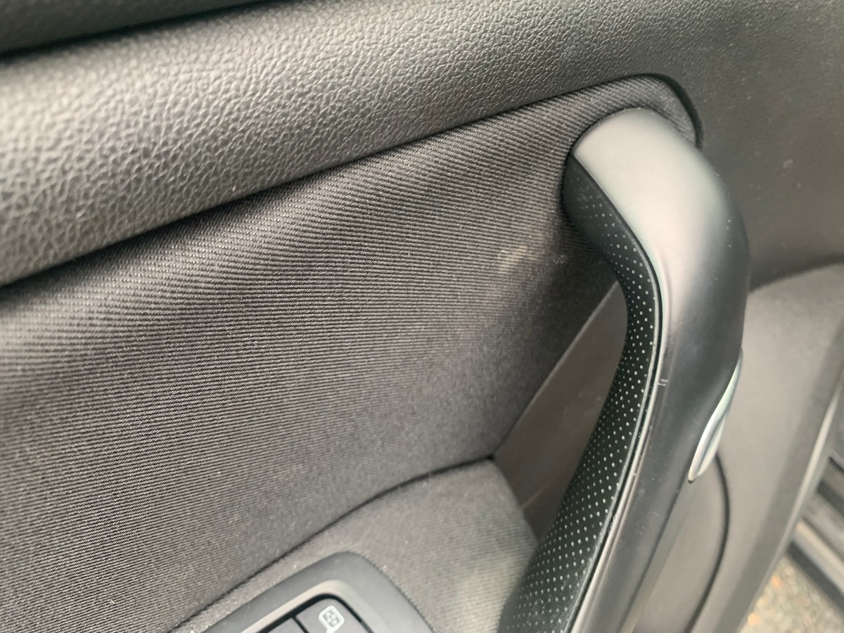 RENAULT Megane IV 100 chevaux | Limited | Caméra de recul | Régulateur de vitesse | GPS | Bluetooth