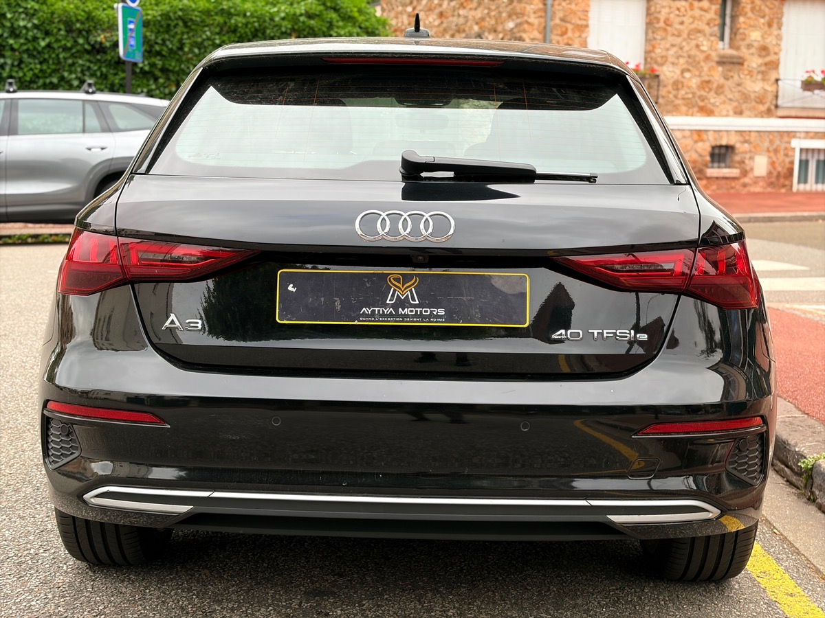 Audi A3 DESIGN LUXE Sportback 40 1.4 TFSIe 16V 204 Plug in Hybrid S Tronic6 150 cv Boîte auto
