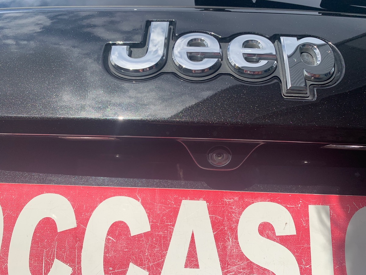 Jeep Grand Cherokee 468 ch | SRT | Attelage amovible | GPS | Caméra de recul