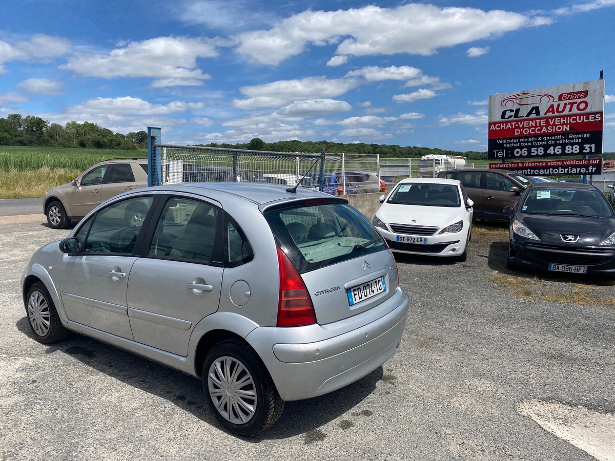 Citroën C3 1.4i 90cv boite auto 114055km nous sommes ouvert ce lundi 14