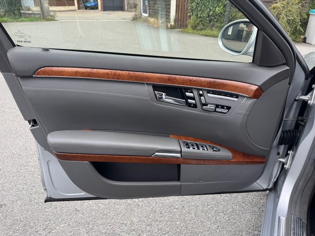 Mercedes-Benz Classe S 600 v12 5.5 517cv - Boite automatique - garantie