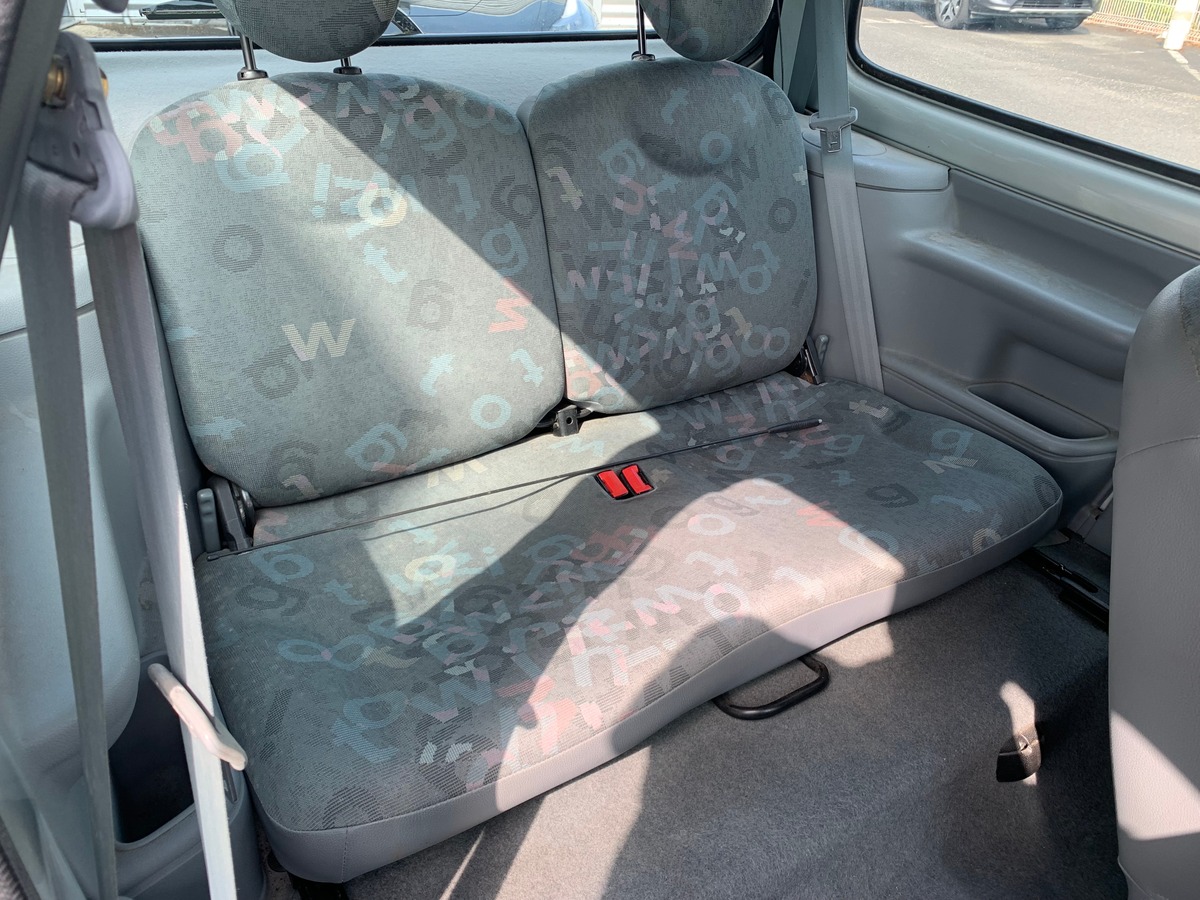 RENAULT Twingo 75 chevaux | Climatisation | Vitres électriques | Roue de secours | Radio CD
