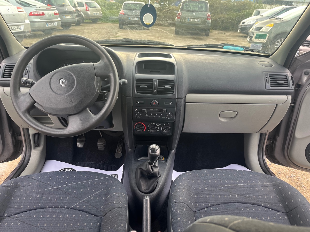 RENAULT Clio 1.5 dci 147599KM