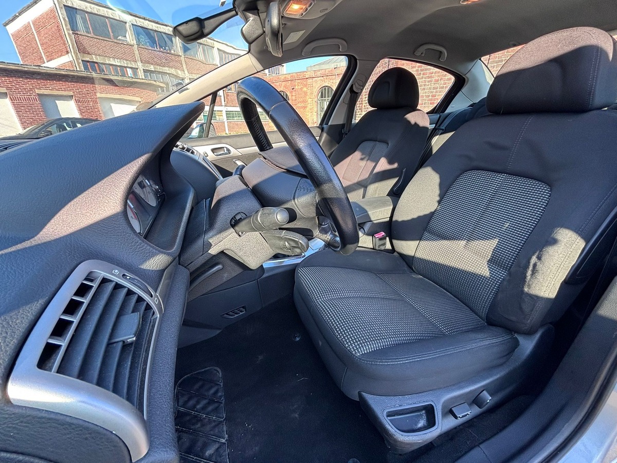 Peugeot 407 2.0 HDI 135CH Premium Pack - Révisé - Garantie