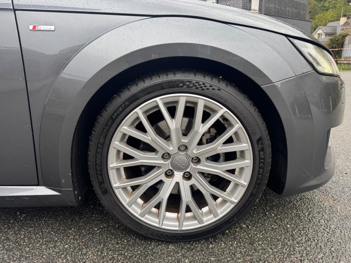 Audi TT MK3 230CV 2.0 TFSI Quattro - Française - S-Tronic - S-Line