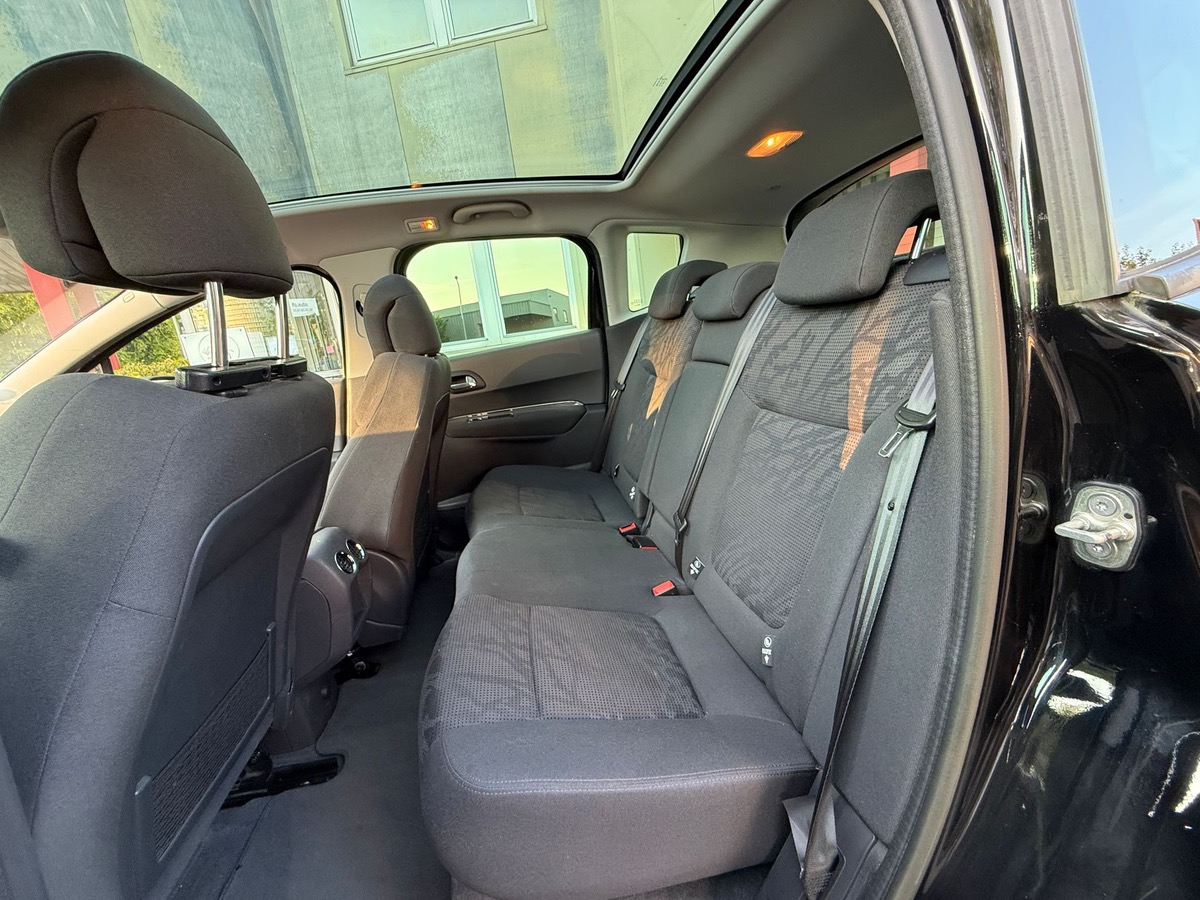 Peugeot 3008 1.6 HDI 115 CV style 1er main 4XCBL