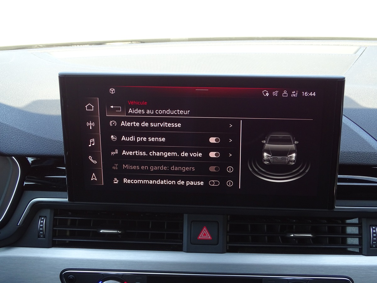 Audi A4 V (3) 35 TDI 163 Ch S-LINE S-TRONIC PACK  BRILLANCE  NOIR AUDI EXCLUSIVE