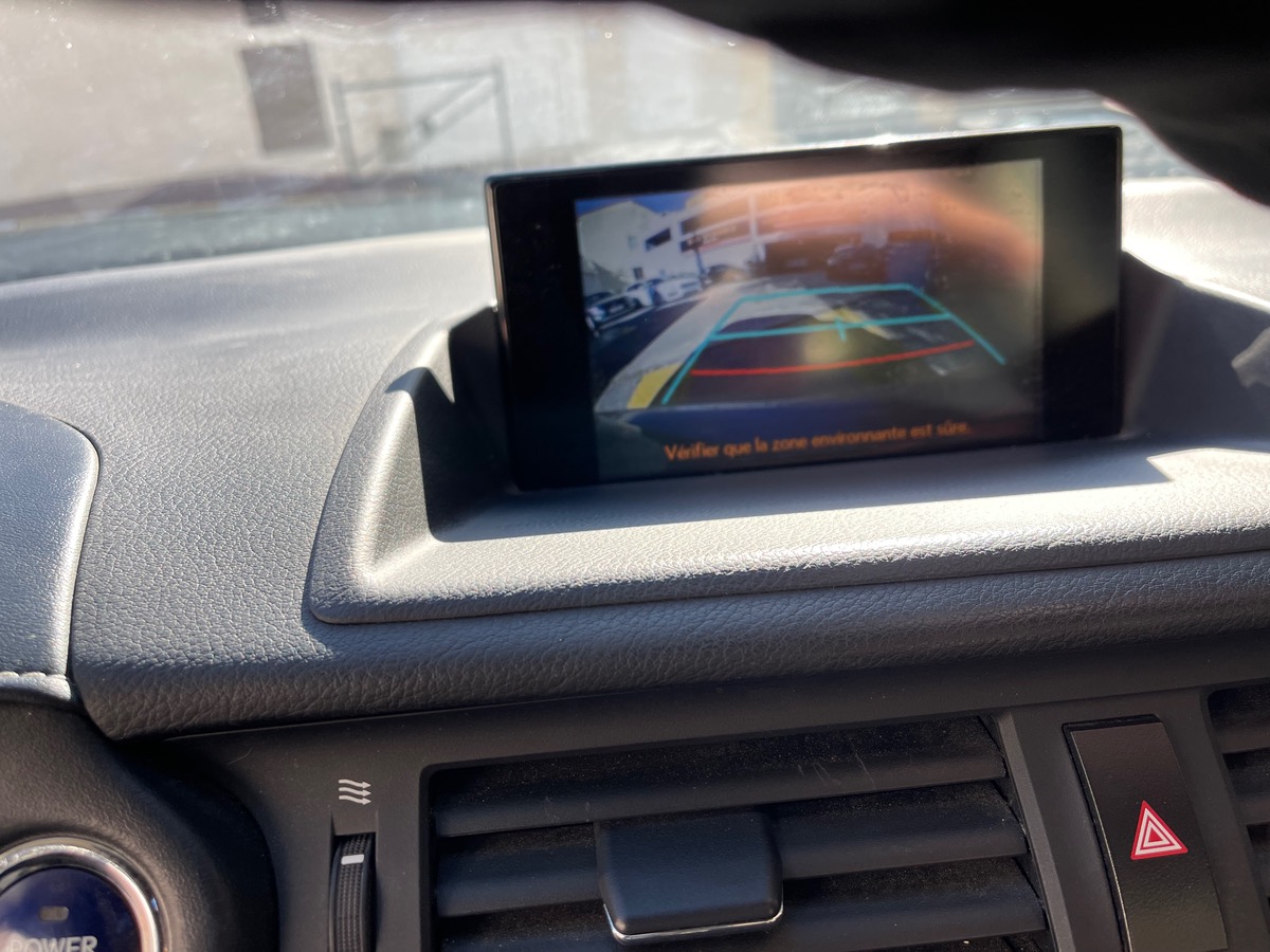 Lexus CT200H 200 H 1.8 VVT-i 136 CV Sport Design / Jantes Noires / Toit Ouvrant / Caméra de recul