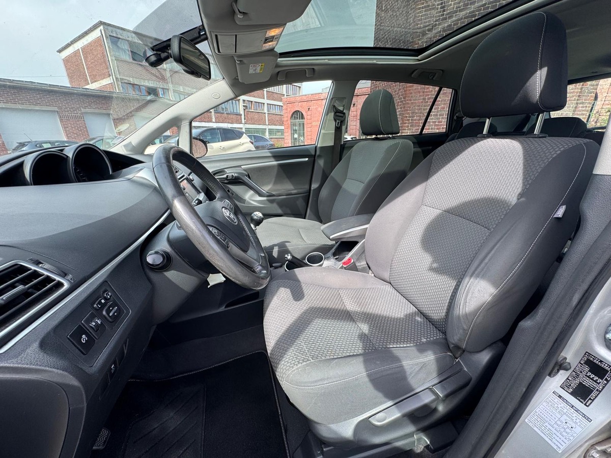 Toyota Verso 2.0 D-4D 125cv DYNAMIIC 7places - garantie