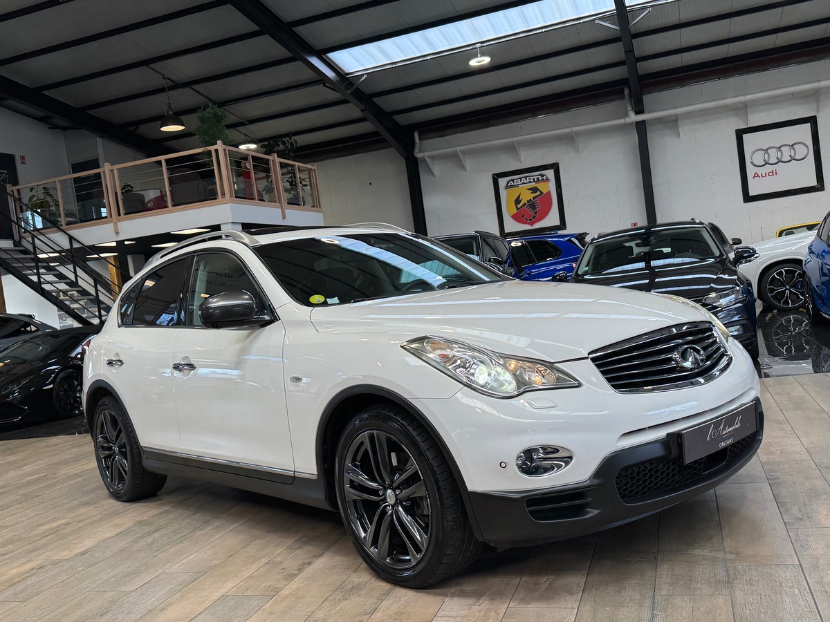 Infiniti EX30D GT PREMIUM V6 AWD AUTO-S7 238CV TO/ATTELAGE/CAM 360°/BOSE ENTRETIEN COMPLET A 
