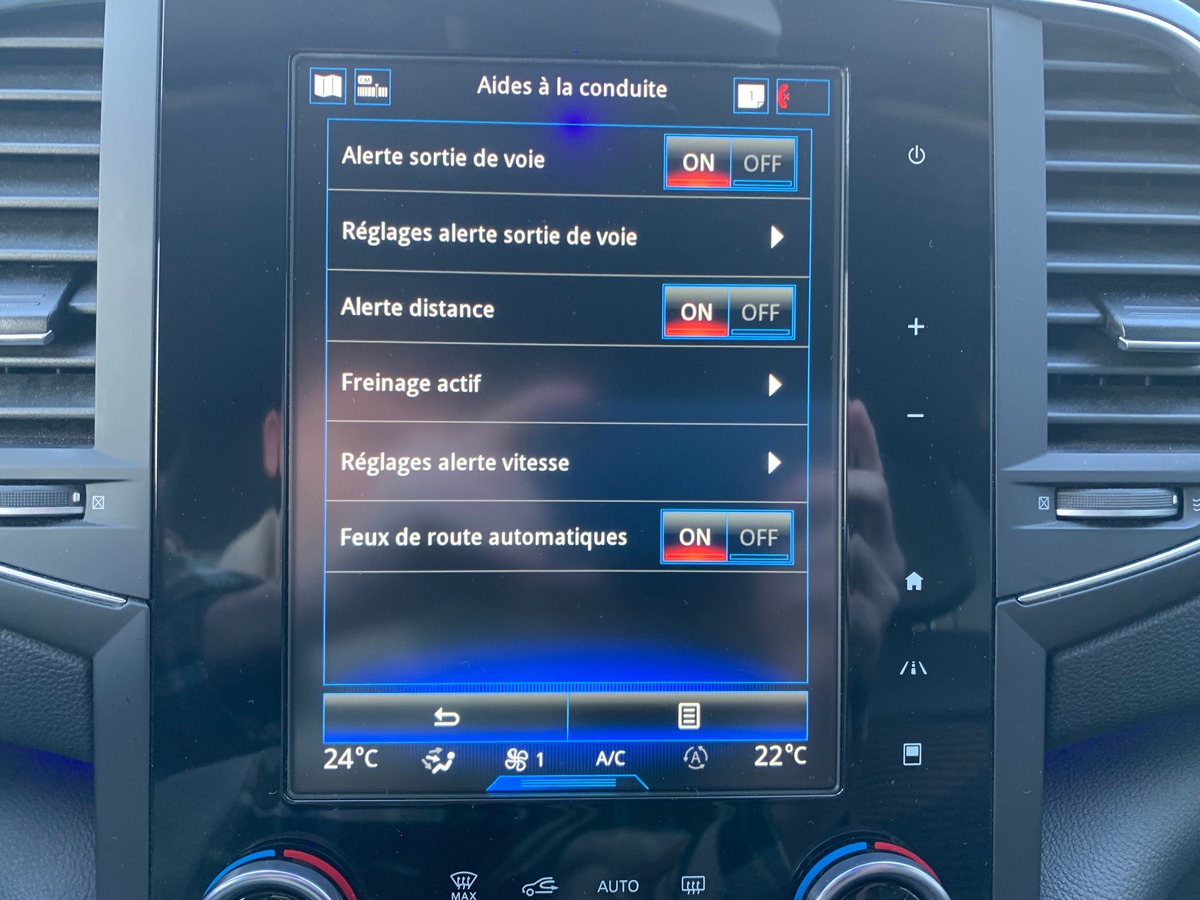 RENAULT Talisman 160 | Intens | Apple car play | Régulateur vitesse adaptatif | Radar avant arriére