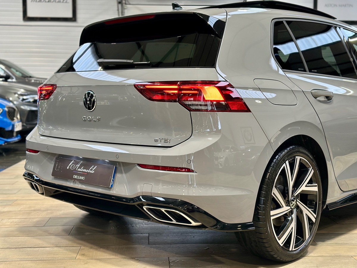 Volkswagen Golf VIII (2) 1.5 ETSI EVO2 150 R-Line DSG7 1° Main TVA