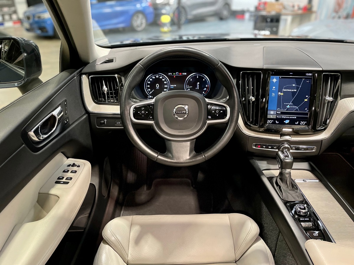 Volvo XC60 2.0 D4 AWD 190 Inscription Options++ c