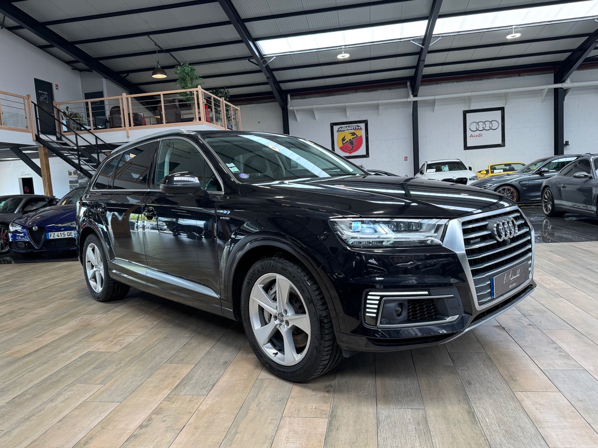Audi Q7 3.0D TDI V6 E-TRON AVUS EXETENDED  373CV TIPTRONIC8 ATTELAGE/TO/BOSE/UHD D
