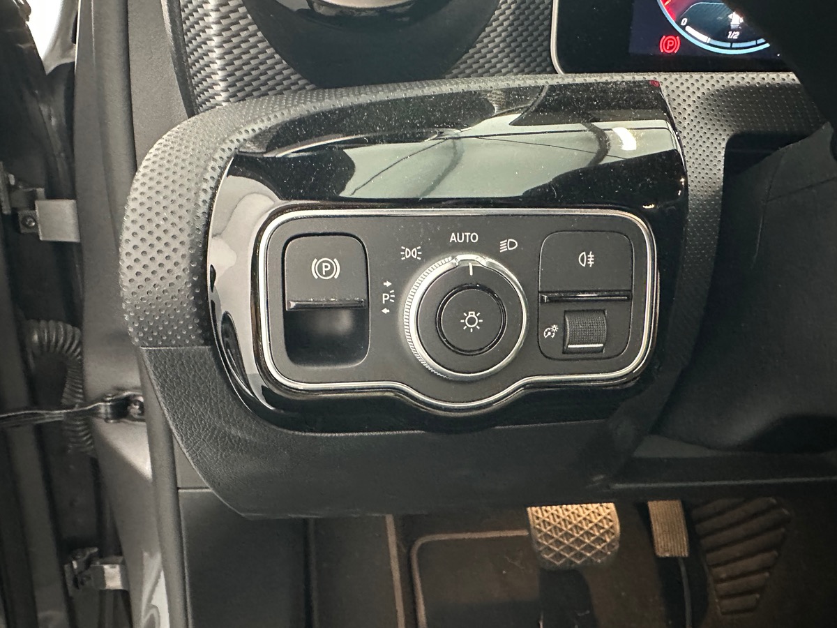 Mercedes-Benz Classe A IV 180 D PROGRESSIVE LINE 7G-DCT 100G