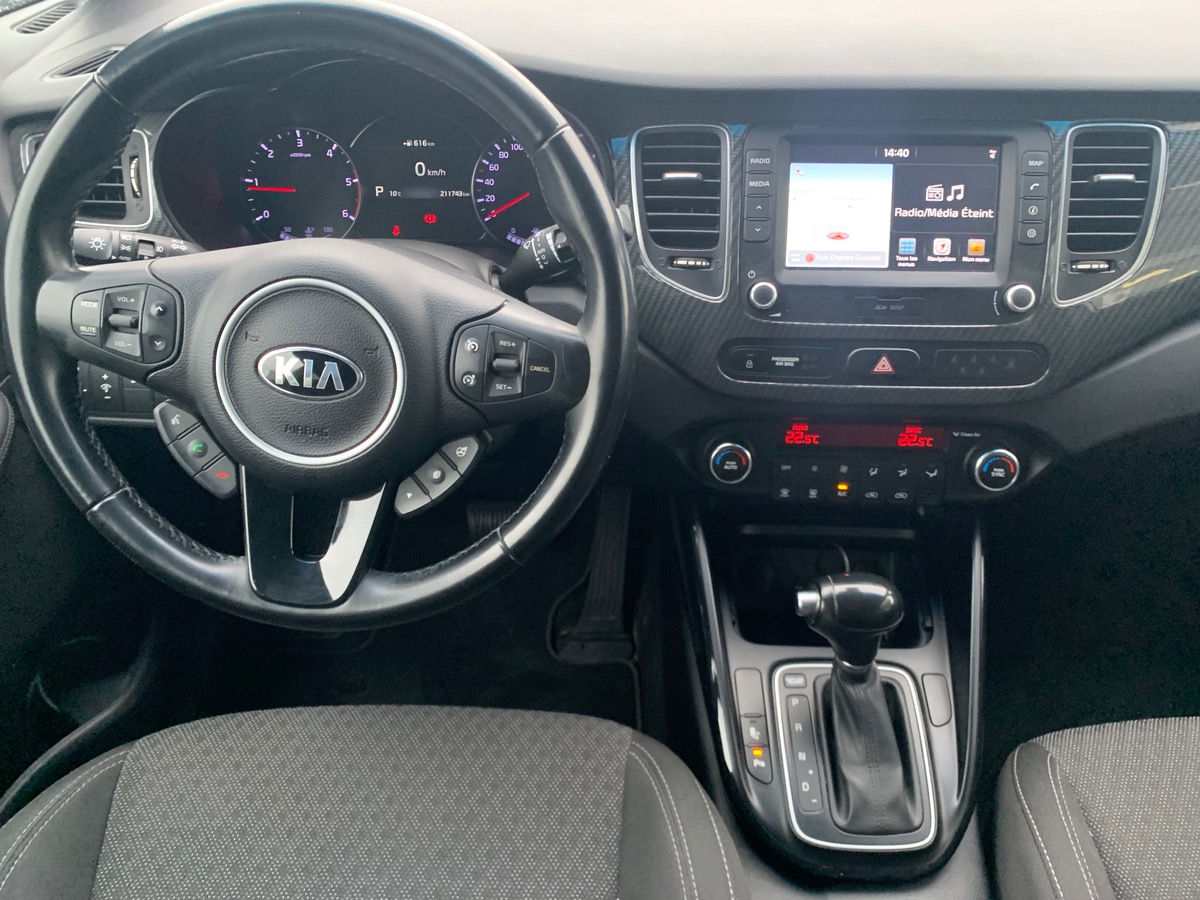 Kia Carens 141 ch | PREMIUM | 7 Places | Phase 2 | Attelage| Toit ouvrant | Caméra de recul | Jantes