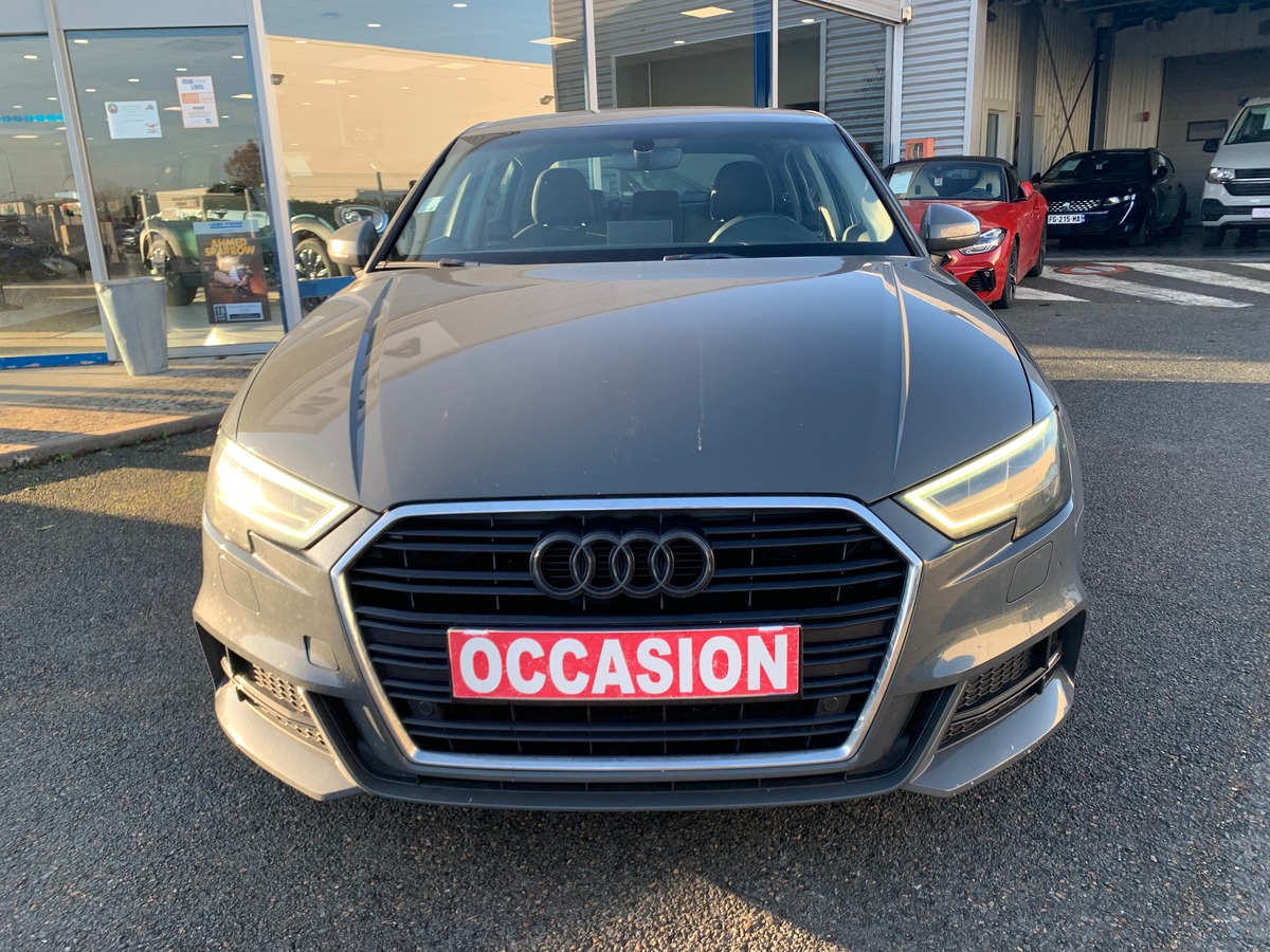 Audi A3 Berline 150 ch | Pack S-Line extérieur | Caméra recul | Clim automatique | Jantes Alu 18''