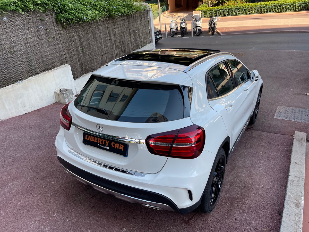 Mercedes Benz GLA 200 156 cv / Phase 2 / AMG / Toit Ouvrant / CarPlay / Jantes Noires