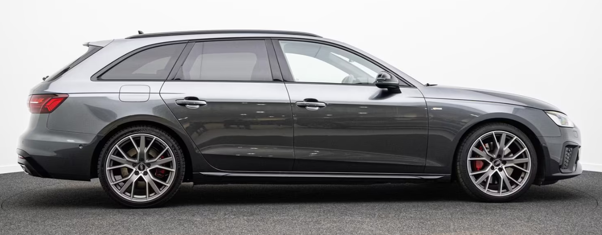 Audi A4 Avant V 45 TFSI 265ch S line quattro S tronic 7 Bang&Olufsen Pack compétition Caméra 360