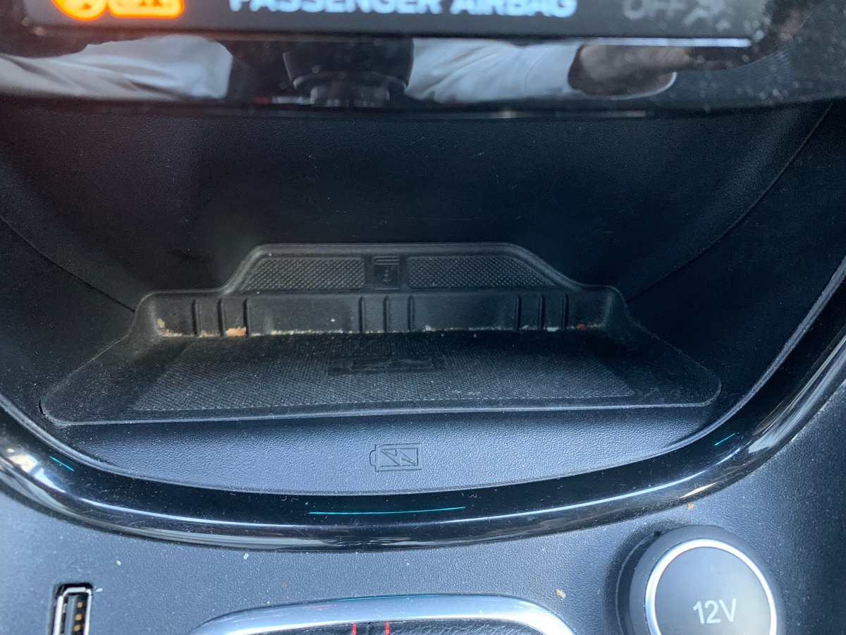 Ford Puma 125 | St-Line | 1iére MAIN | Attelage | Flexifuel équipé d'origine | Android Auto | Radar