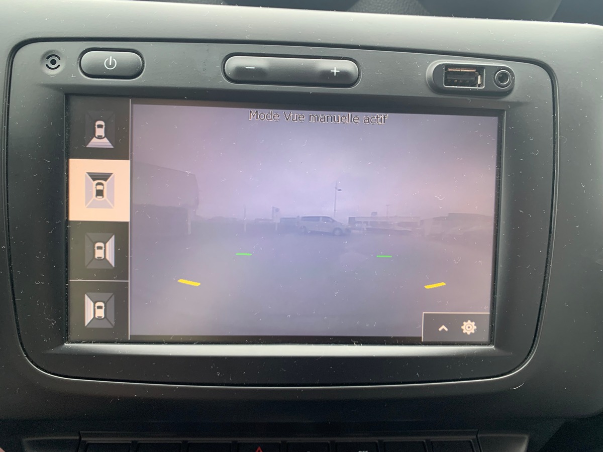 Dacia Duster 130 ch | Techroad | GPS | Régulateur de vitesse | Caméra de recul | Roue de secours