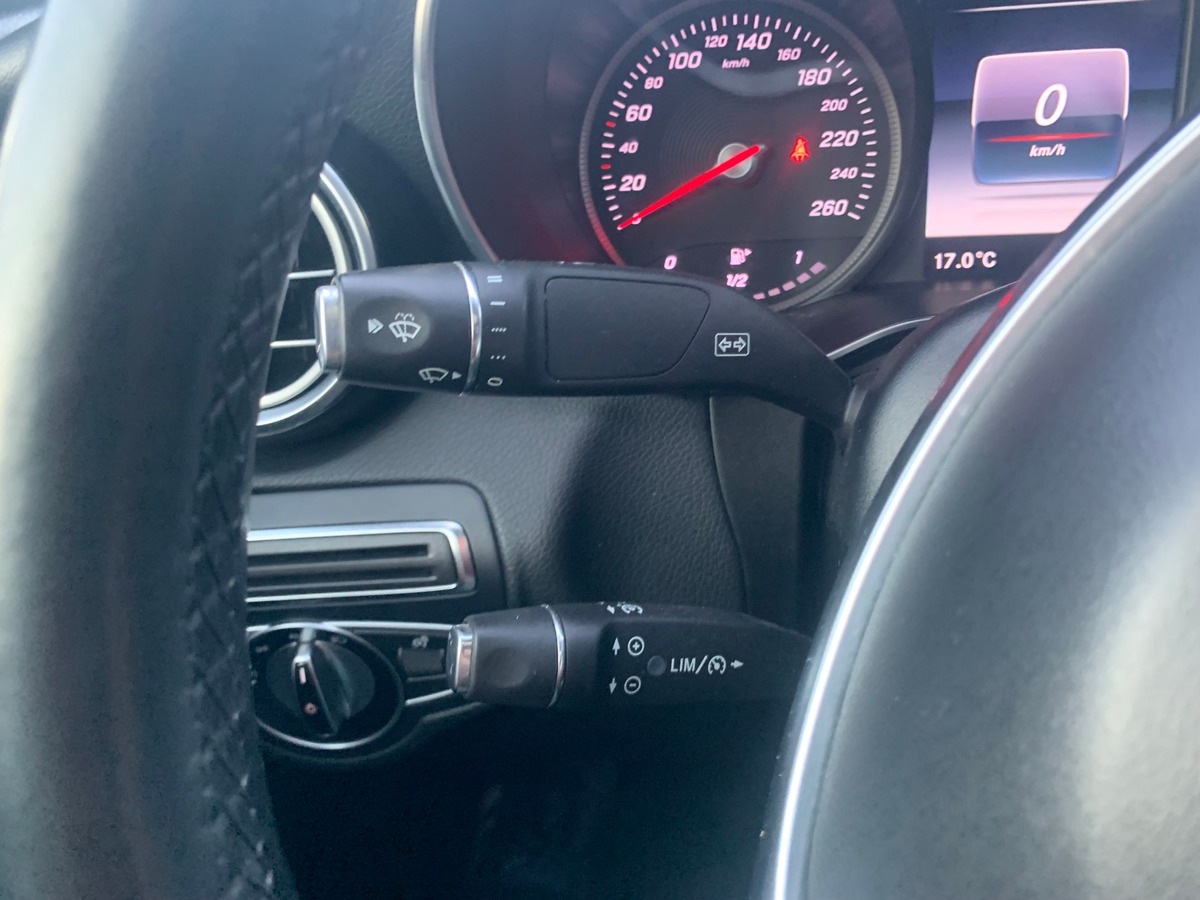 Mercedes-Benz GLC Coupé 170 ch | 4MATIC | Toit ouvrant | Caméra de recul | Avertisseur angles morts