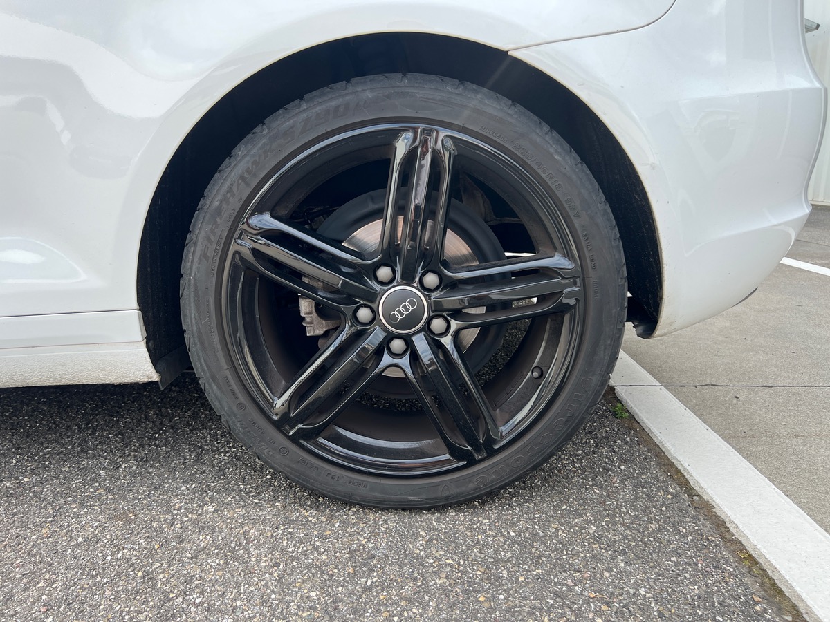 Audi A3 Cabriolet 1,6L TDI 105cv SLINE, SUIVI COMPLET, CARPLAY