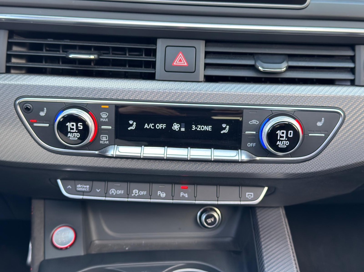 Audi RS4 2.9 TFSI V6 450ch Tip Tronic 8 Avant Quattro