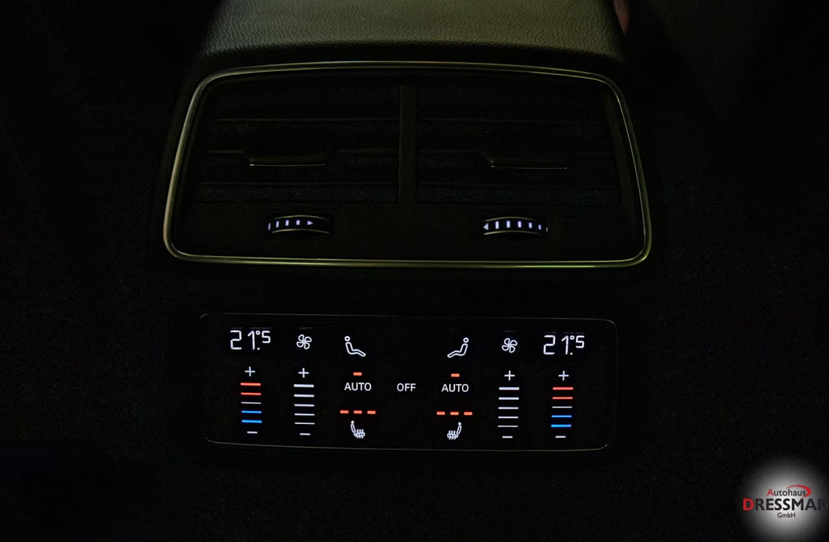 Audi RS6 Avant 4.0 V8 TFSI 600ch quattro tiptronic/B&O/Attelage/Toit ouvrant