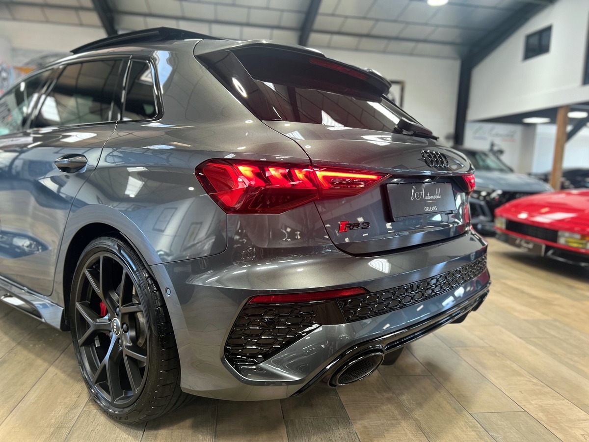 Audi RS3 Sportback QUATTRO 2.5L TFSi 400  S-TRONIC DAYTONA GREY 