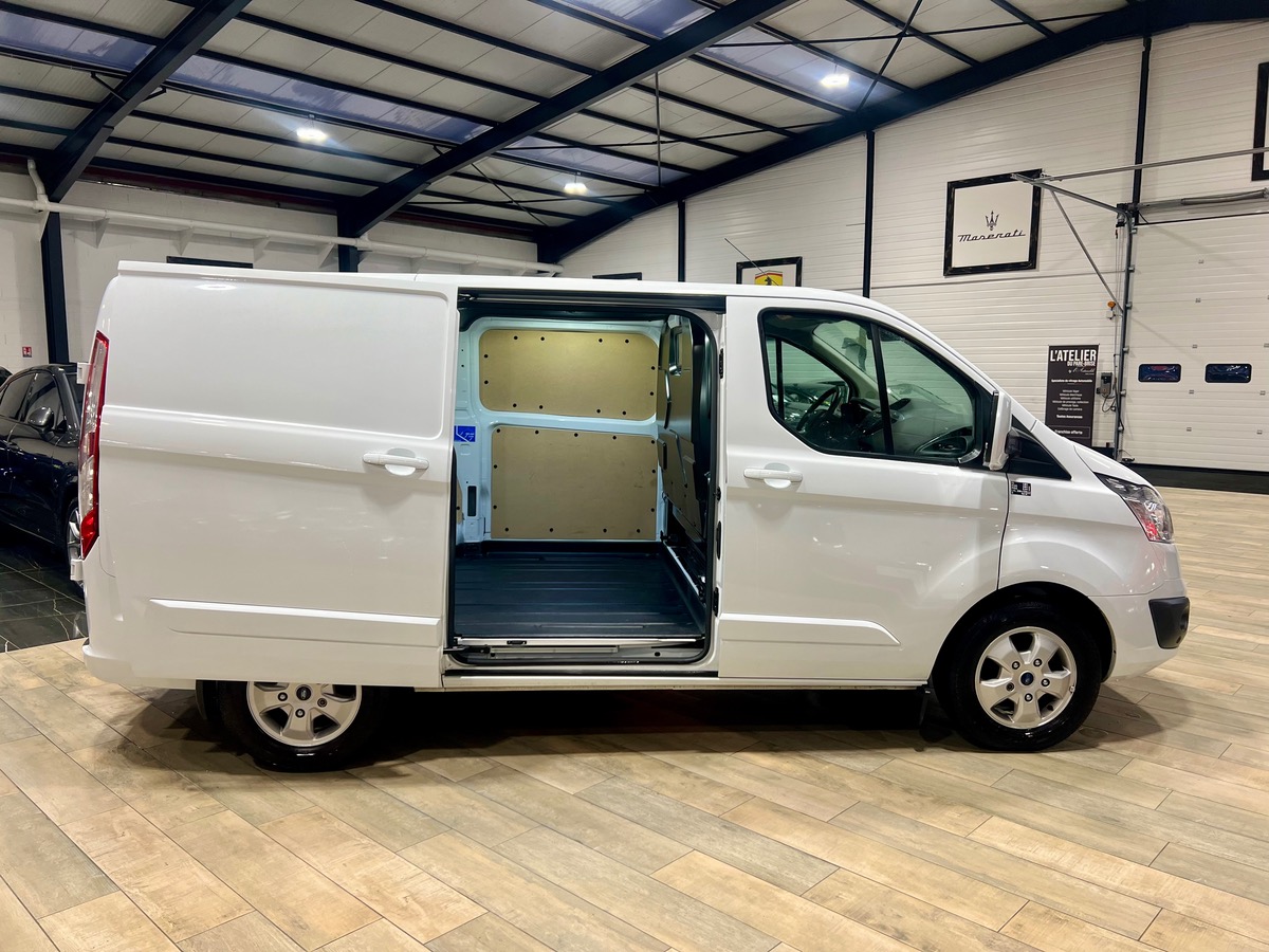 Ford Custom FOURGON L1H1 2.0 TDCI 130 LIMITED BV6