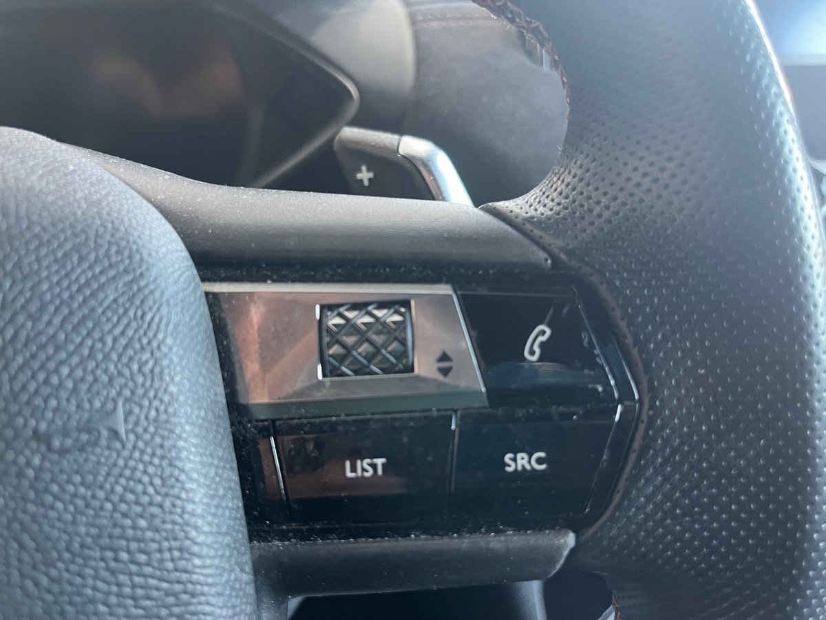 DS DS 3 CROSSBACK PERFORMANCE LINE | Dernier entretien à 73983 kilométres en 12/2024
