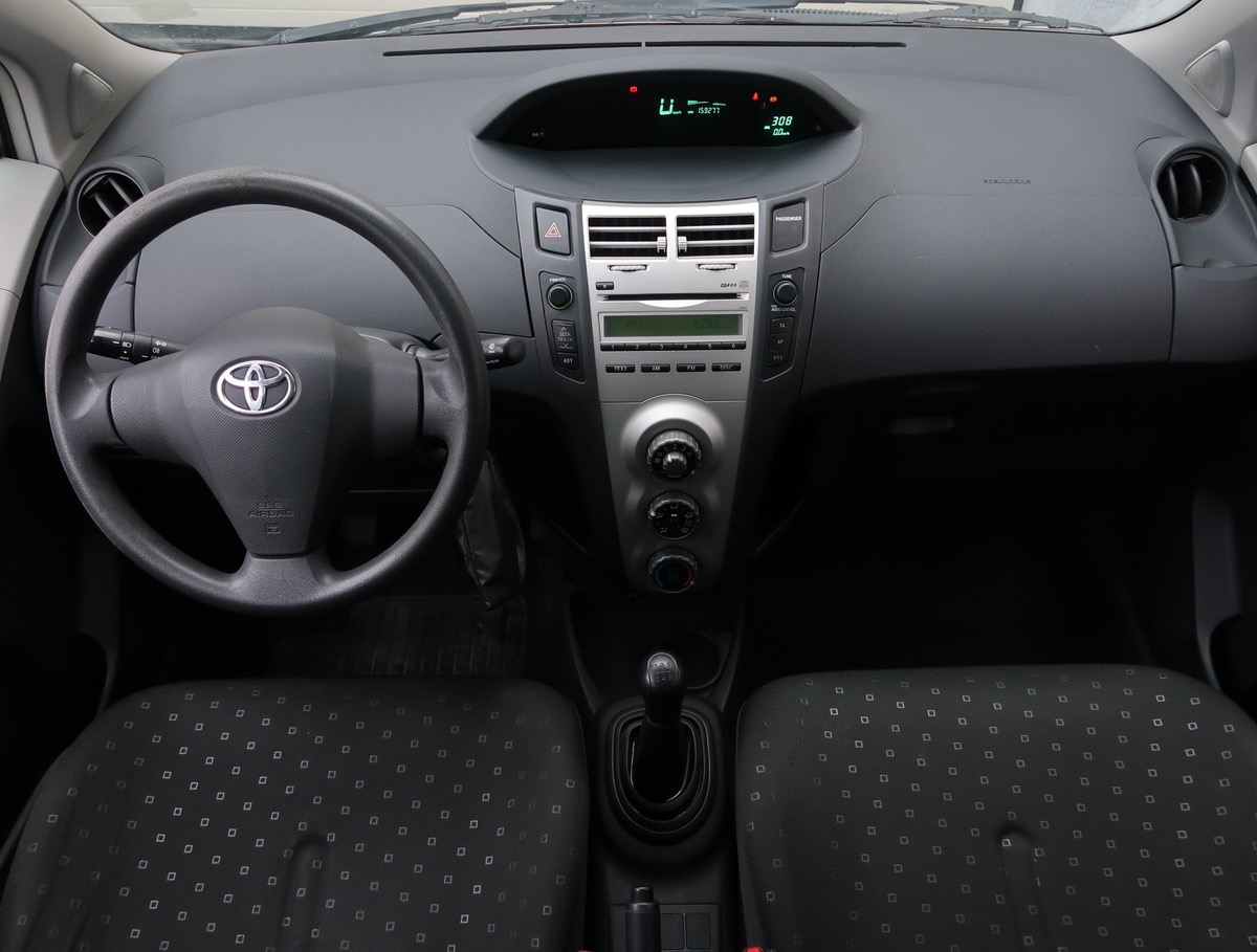 Toyota Yaris II 1.0 vvt-i