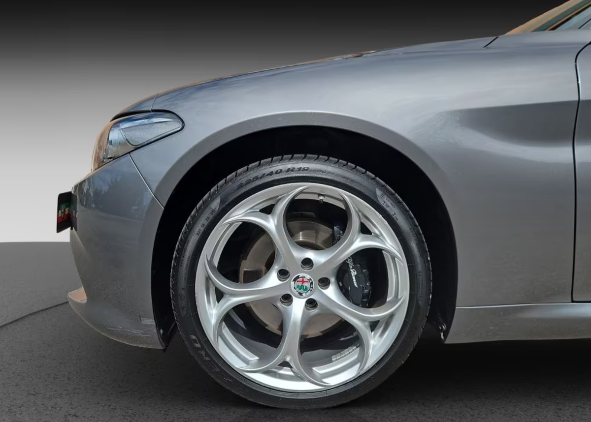 Alfa Romeo Giulia 2.0 TB 280ch Veloce Q4 AT8 Gris Stromboli