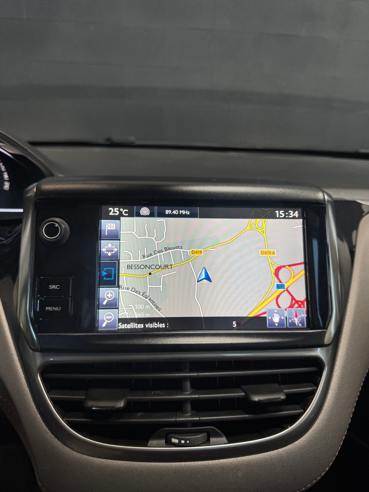 Peugeot 208 XY JBL 1.6 e-HDi 115 BVM6 Park Assist