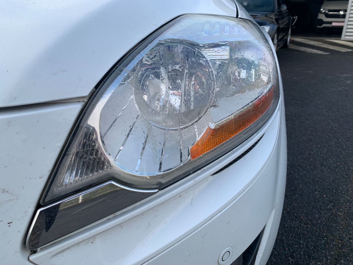 Ford Kuga 140 | TREND | Radar de stationnement avant arriére | Attelage | Climaisation | Jantes 17''